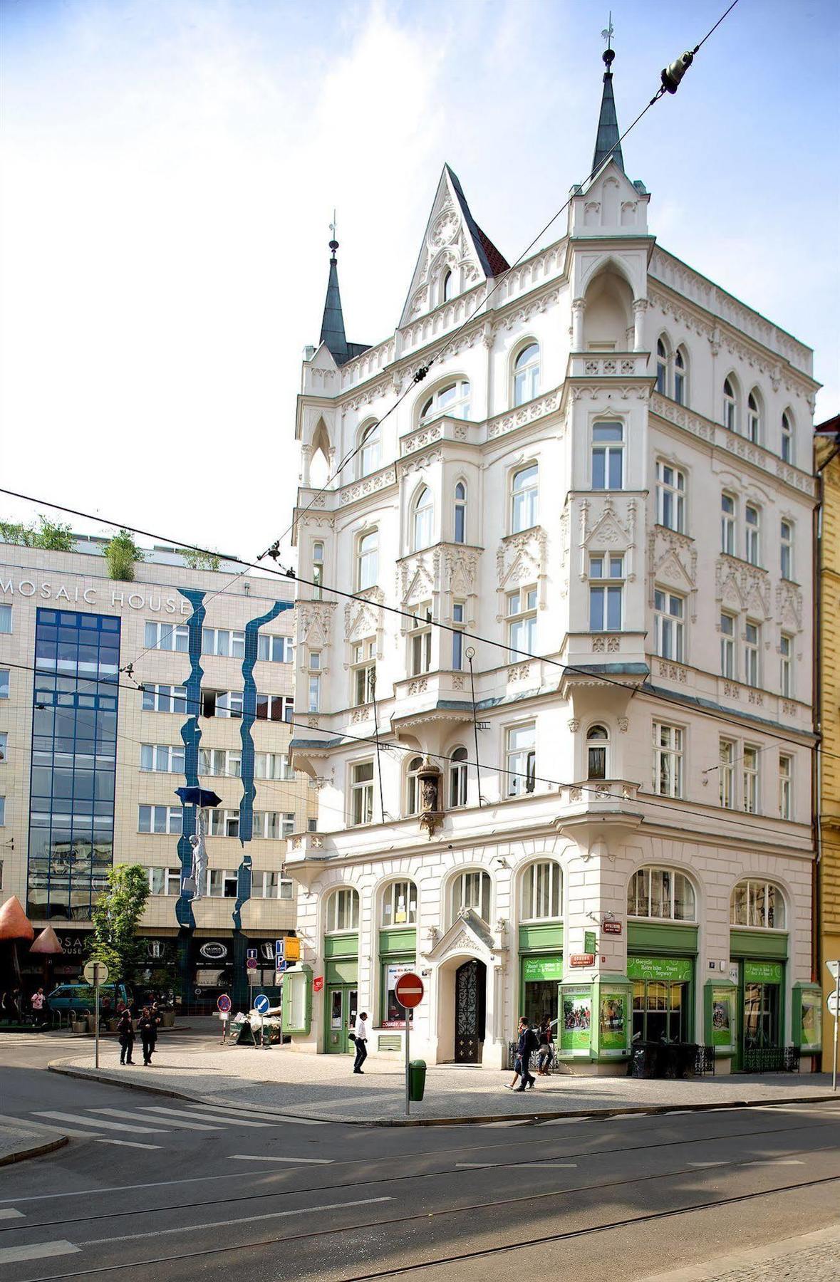 Aparthotel Mooo Downtown 4*