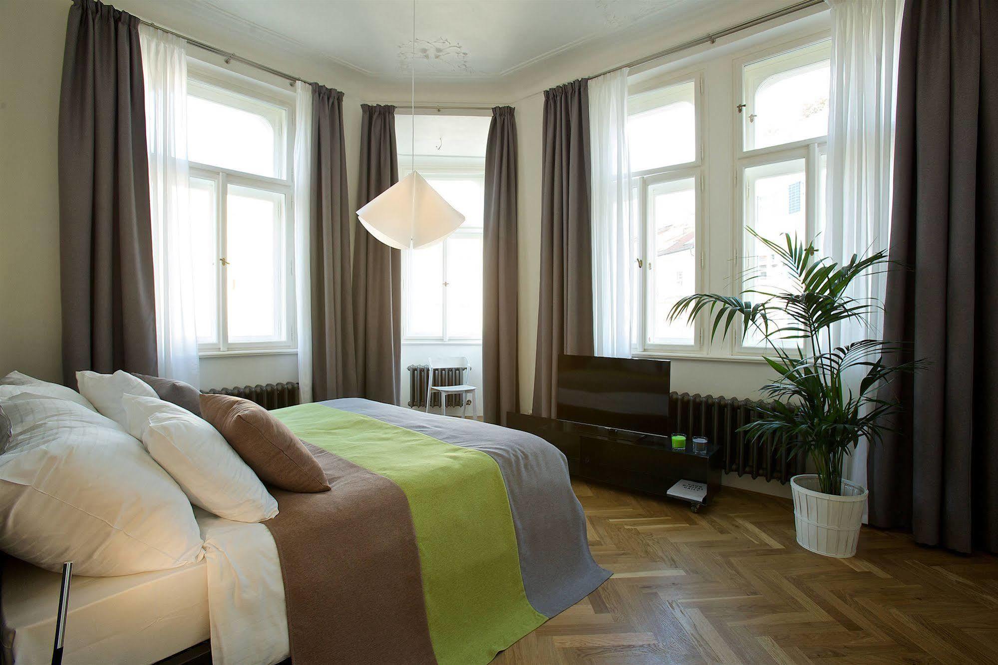 Mooo Downtown Aparthotel Prag