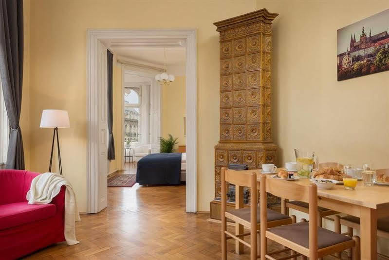 Lägenhetshotell Old Town 3*