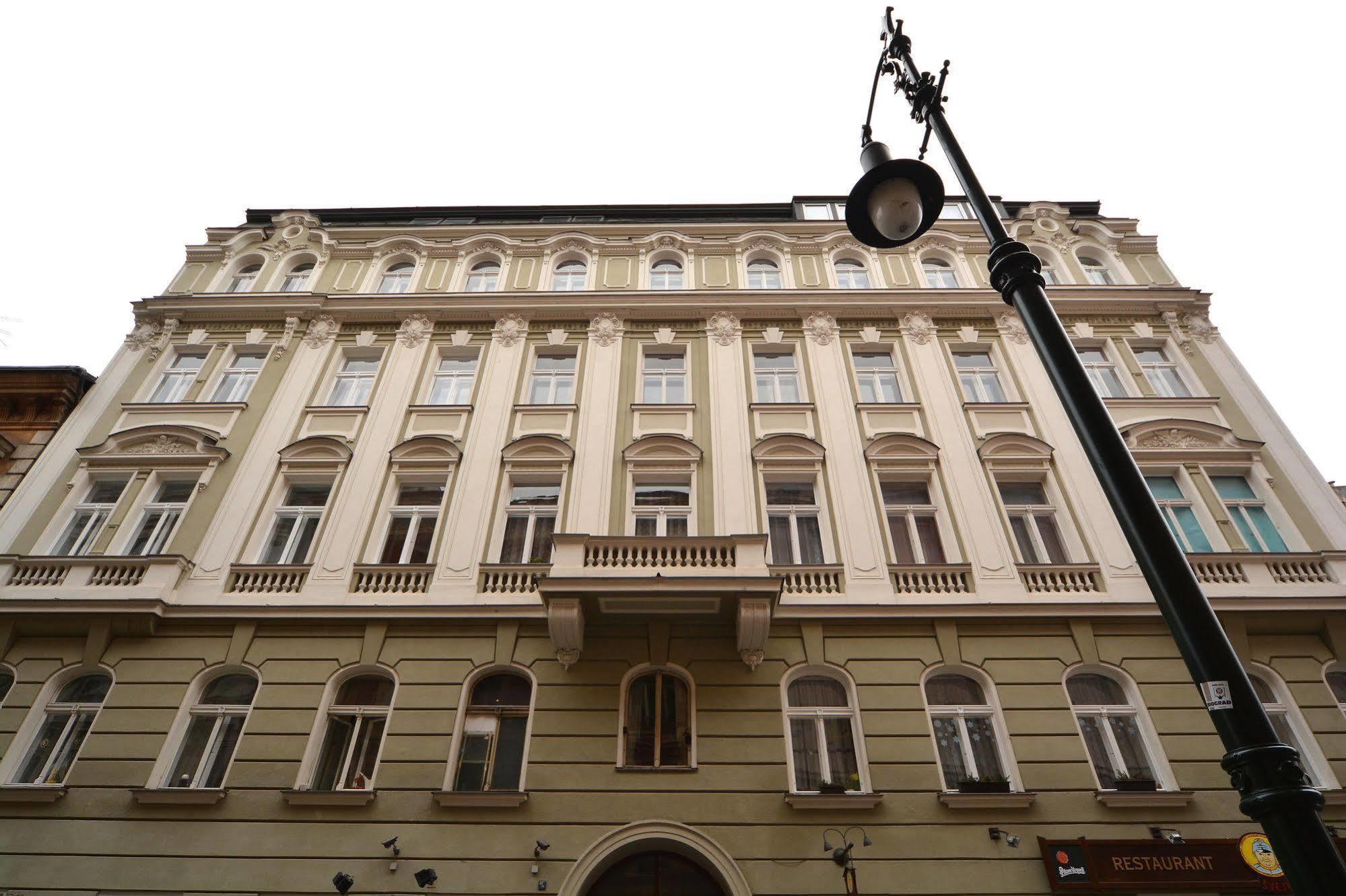 Amadeus Apartment Prag