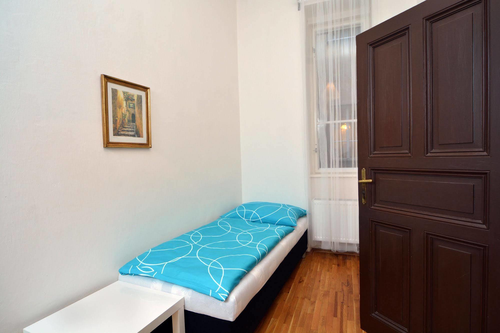 Amadeus Apartment