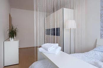Apartment Richie Near Aquapark Prague