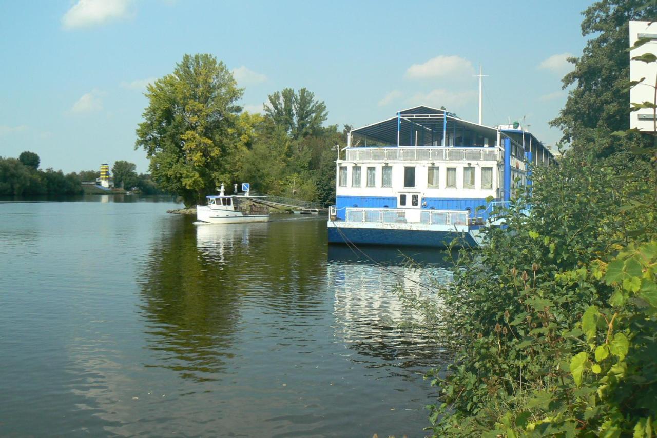 Racek Botel Prag