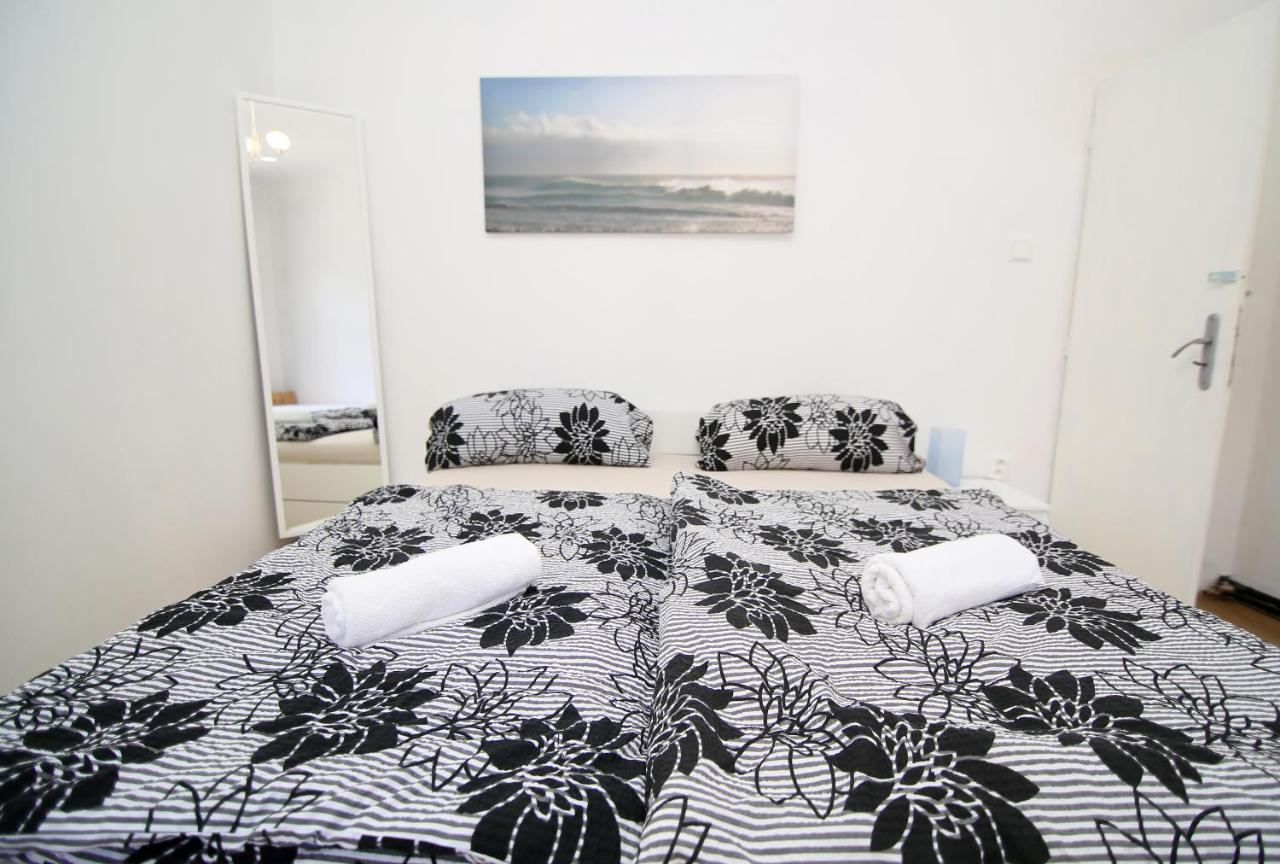 Beautiful Ujezd Apartment Prag