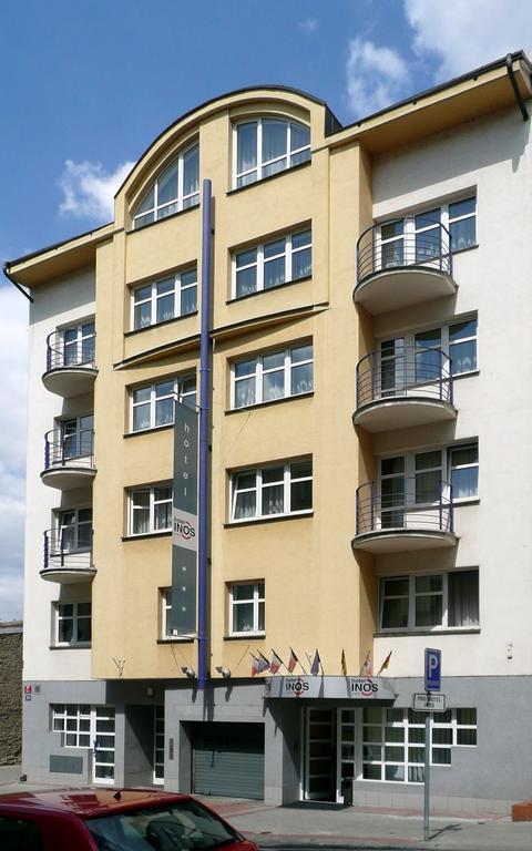 Inos