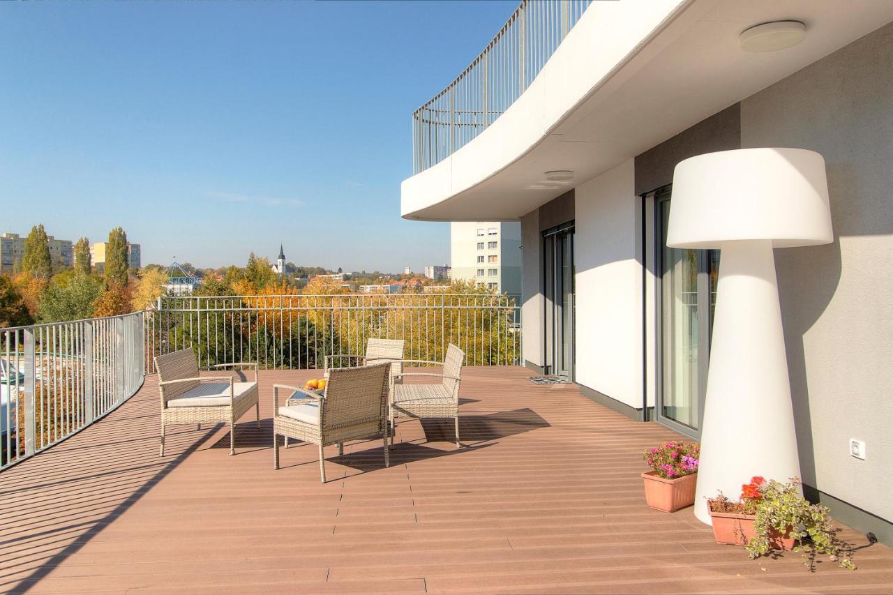 Exclusive In Luka Apartment Prag