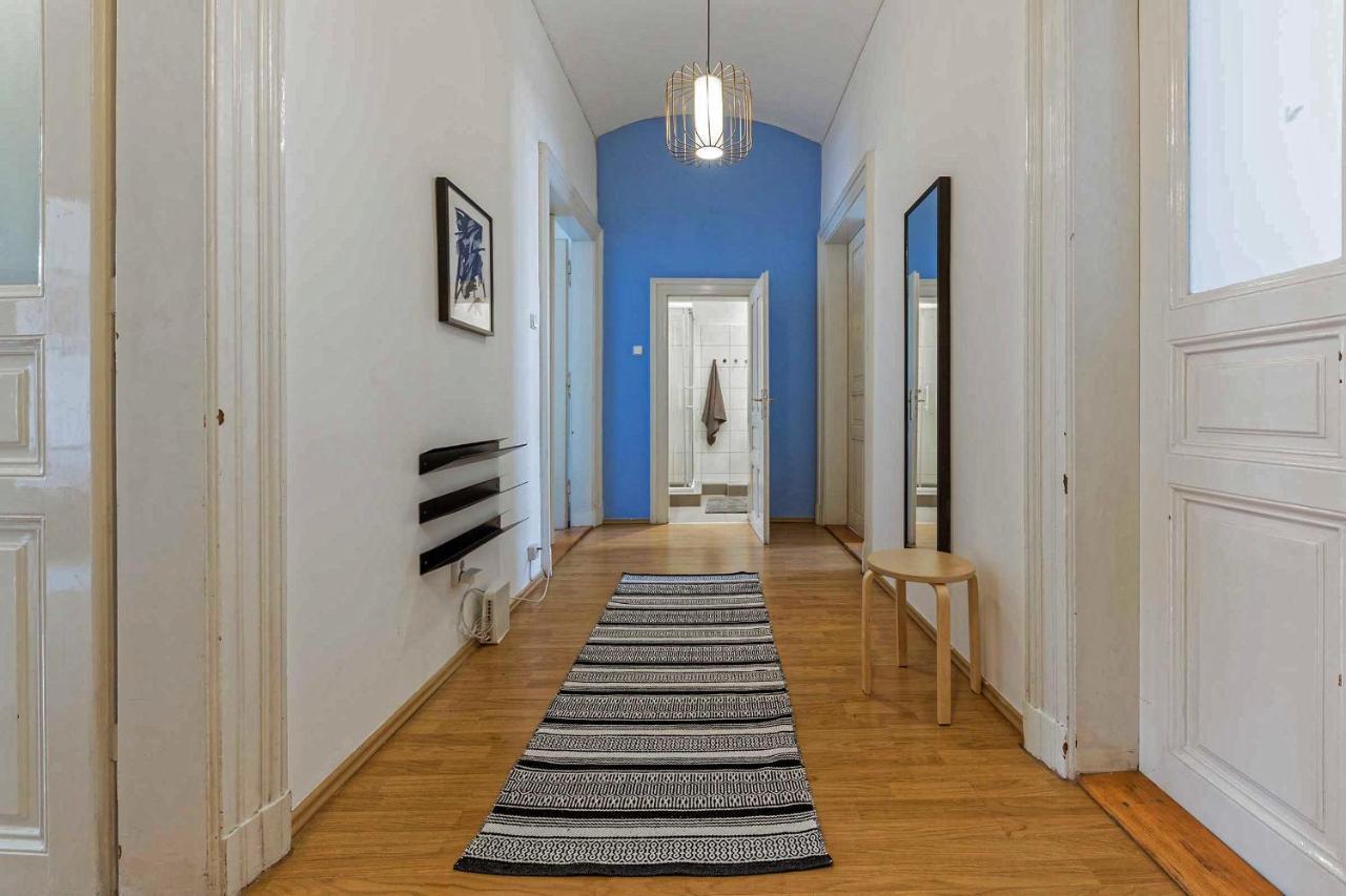 Apartment At I.p.pavlova *