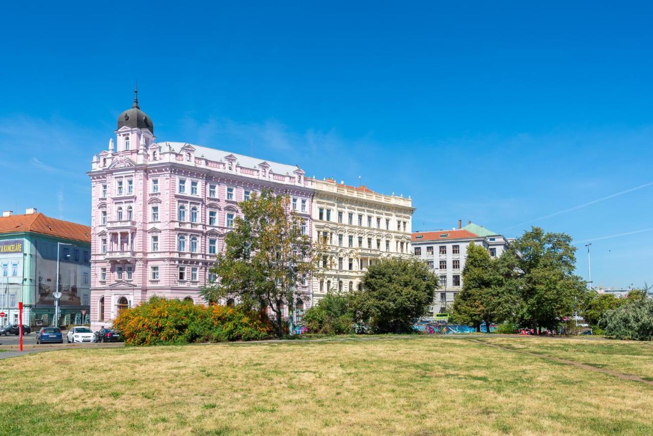 Tesnov Grande Apartment *