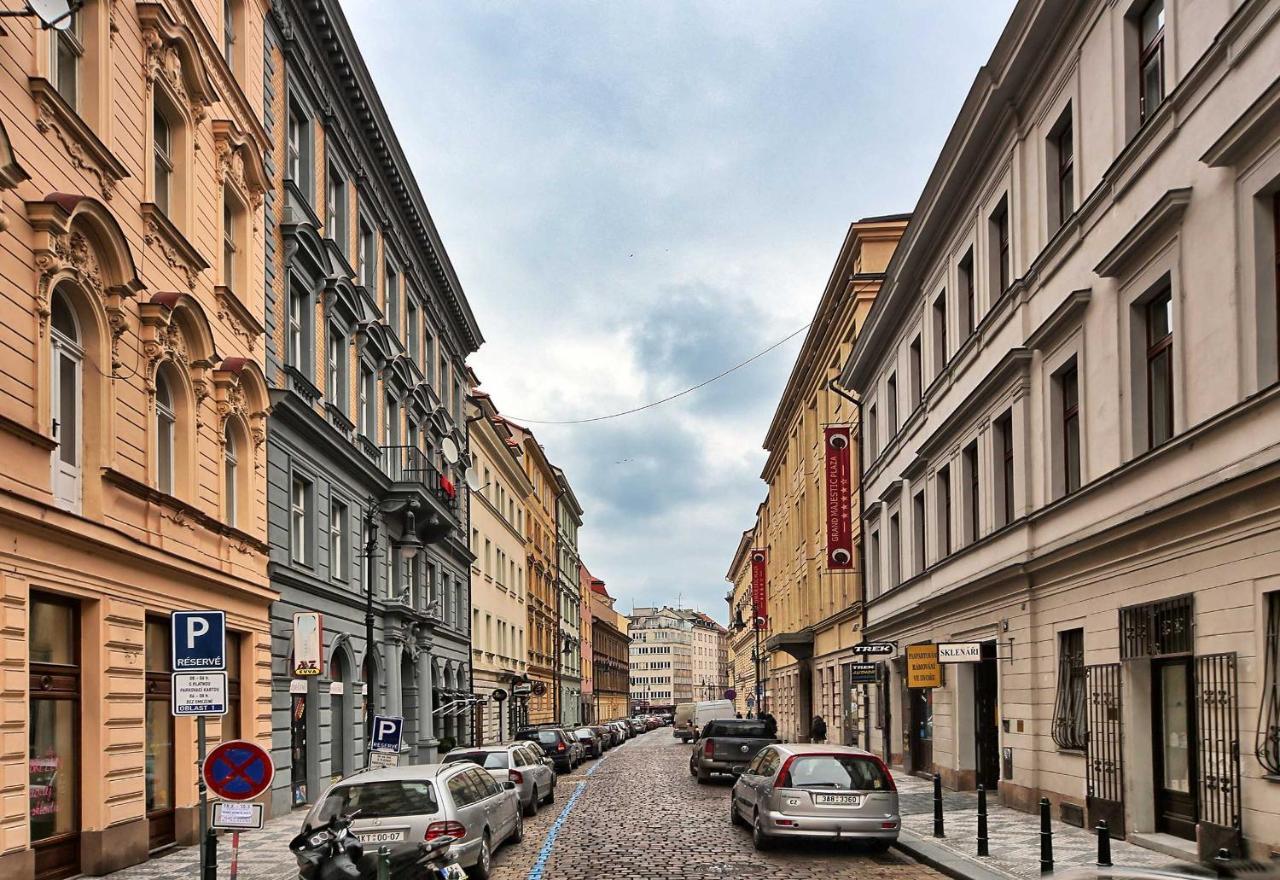 Truhlarska 31 * Prag