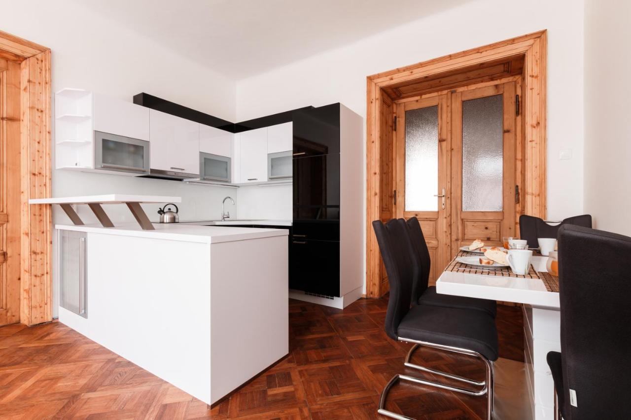 Days - Stylish New Town Lejlighed Prag