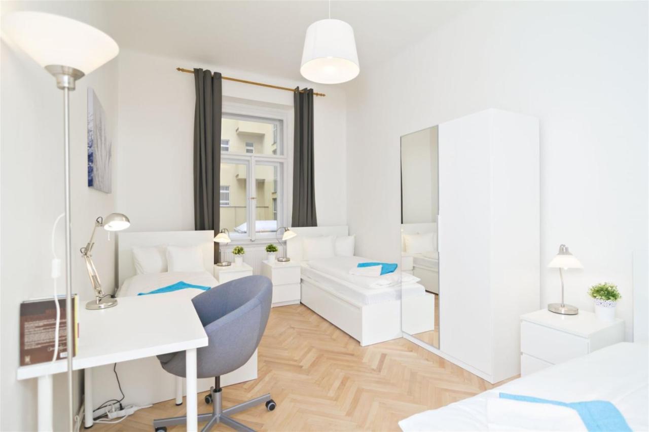 With 2 Bathrooms- 5 Minutes From Old Town - 102 M2 * Prag