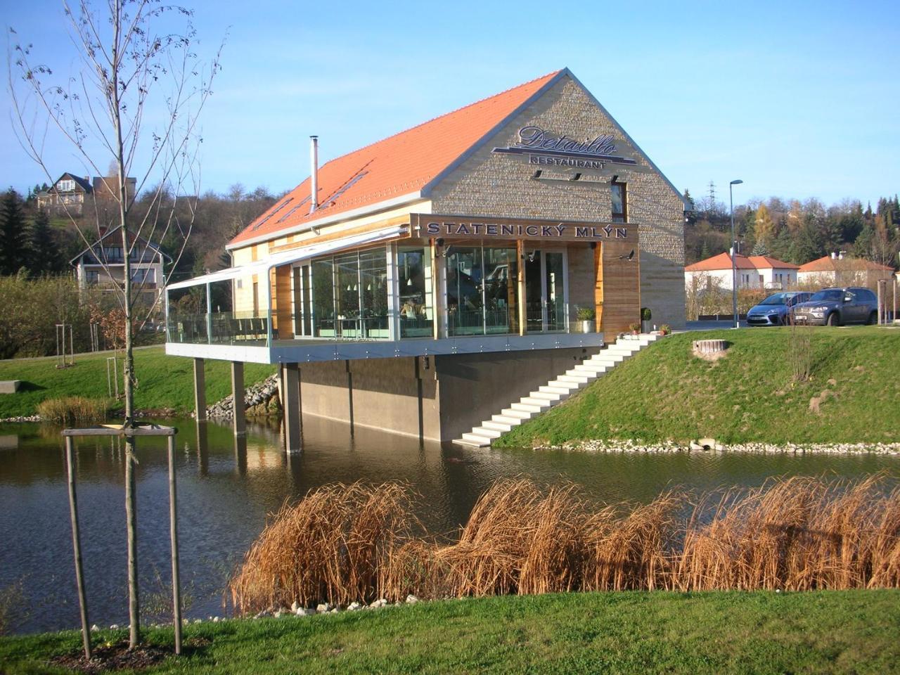 Ferienhaus Conifer Idyllicprague *
