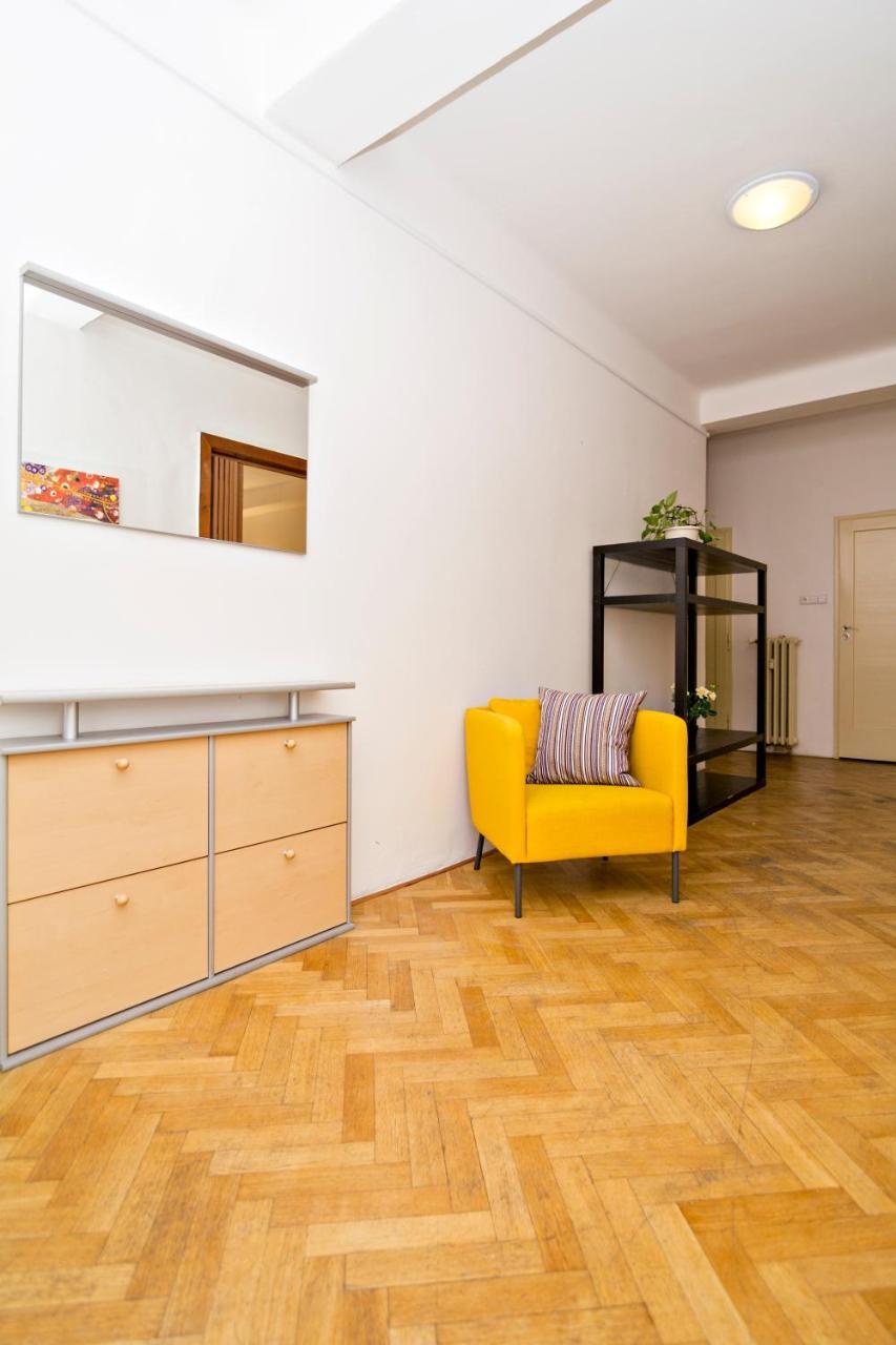 Lägenhet With 2 Bathrooms