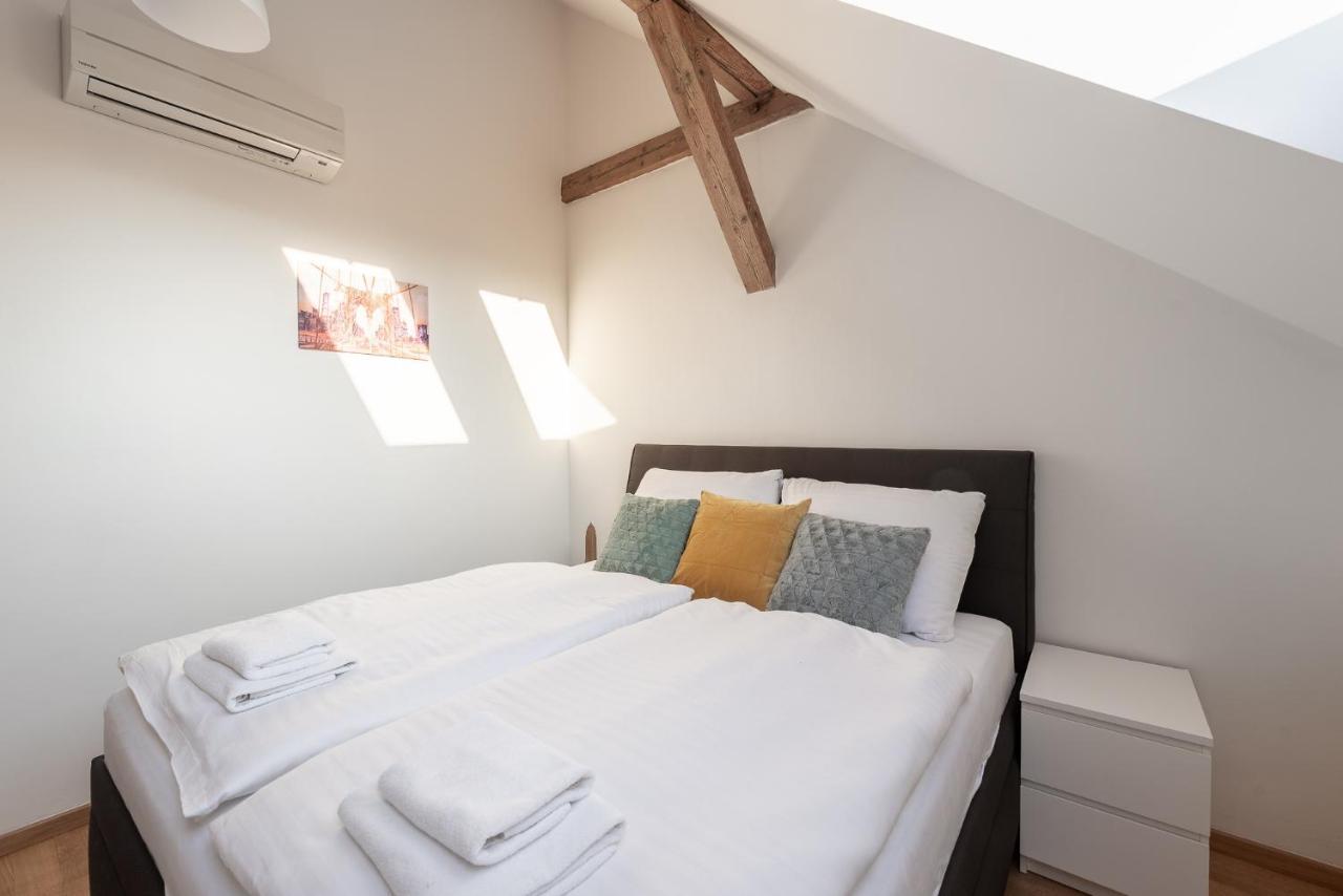 Tesnov Grande Apartment Prag