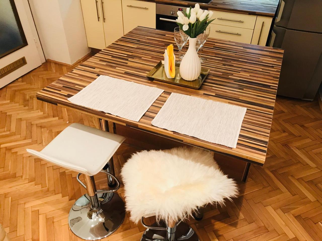 Apartmán U Obecniho Dvora