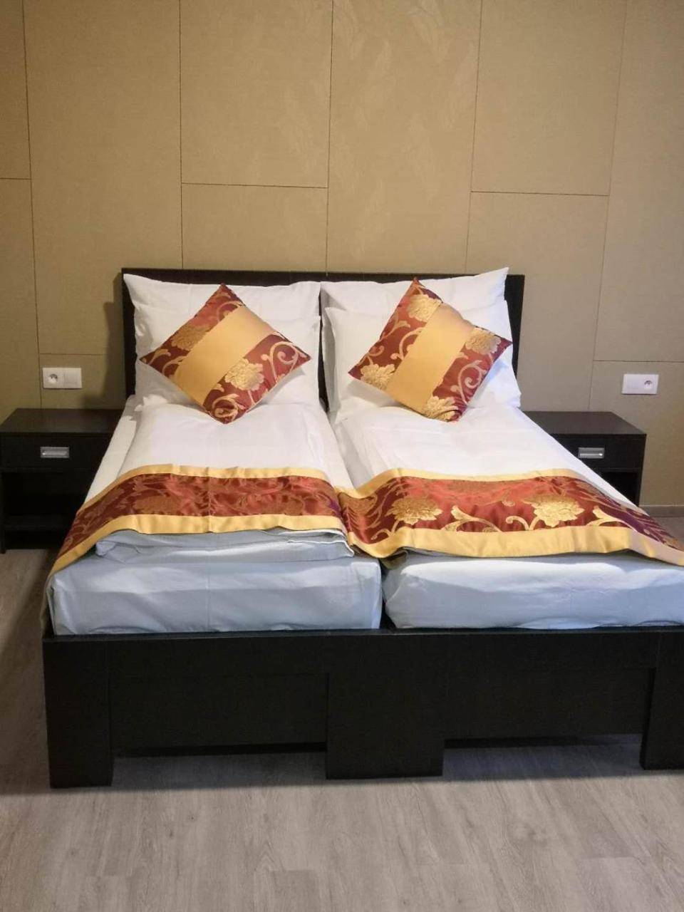 Hotell Sun-house Pension&restaurant -parkingfree- 3*