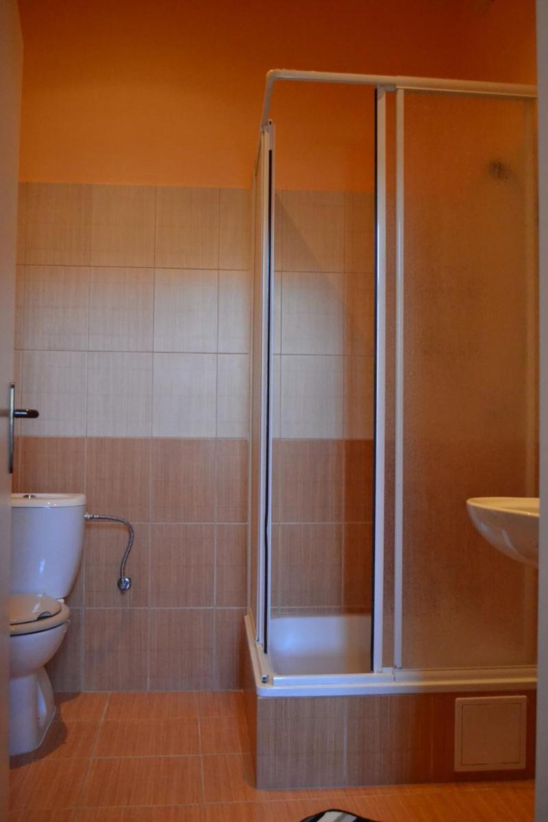 Vandrerhjem Onefam Arbes