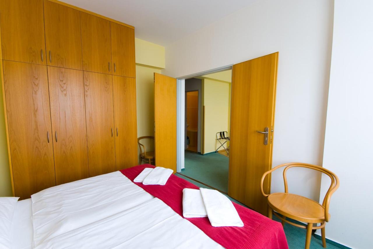 Smaragd 3* Prag