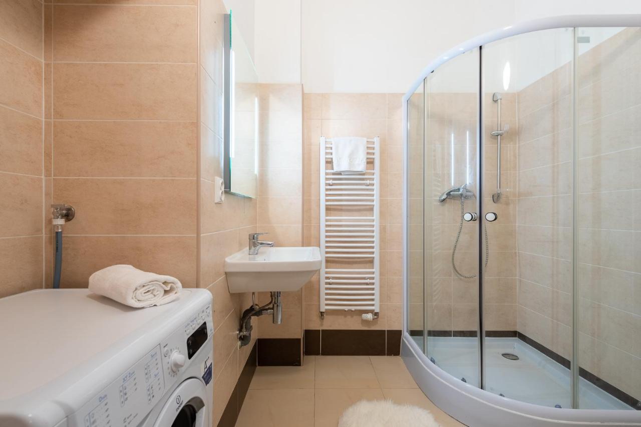 Tesnov Grande Apartment Prag