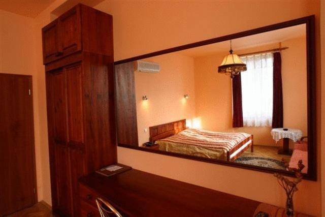 Pawlovnia Hotel 3*