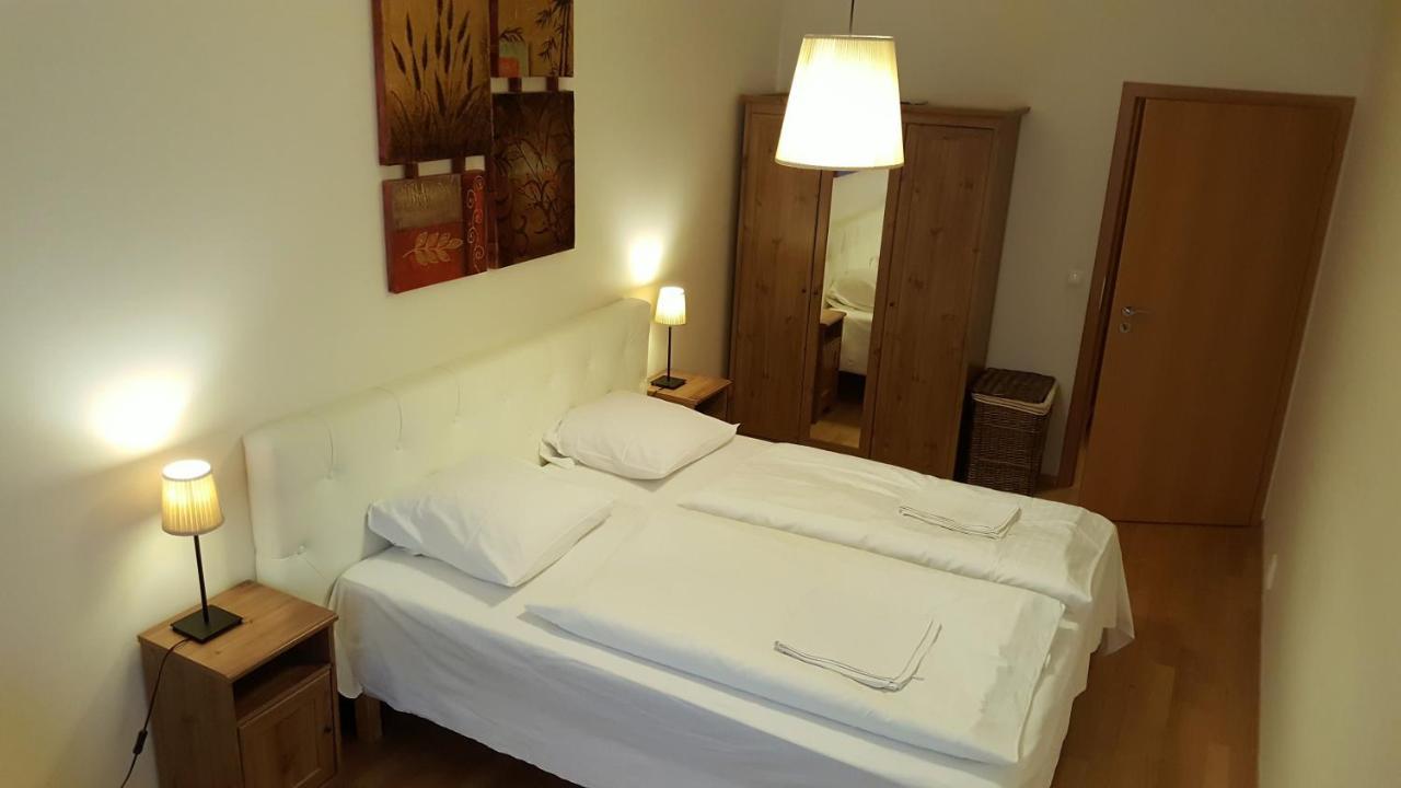 Apartment Smichov *
