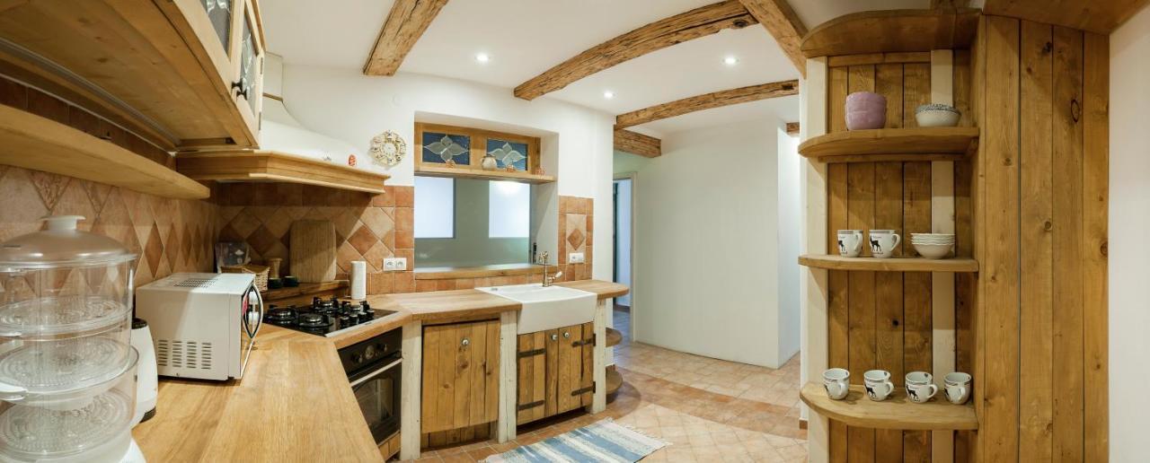 Golden Sheep Apartments Near Charles Bridge Apartment Prag