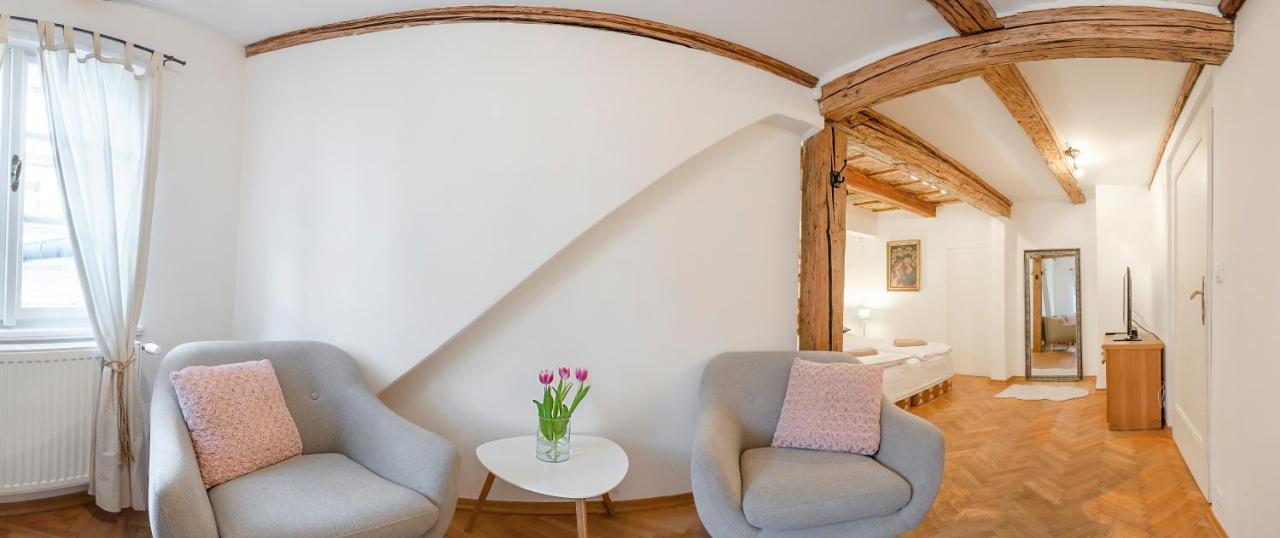 Apartment Golden Sheep Apartments Near Charles Bridge