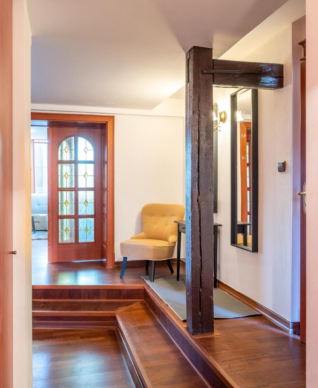5br 2bath Masarykovo Nabrezi Prag