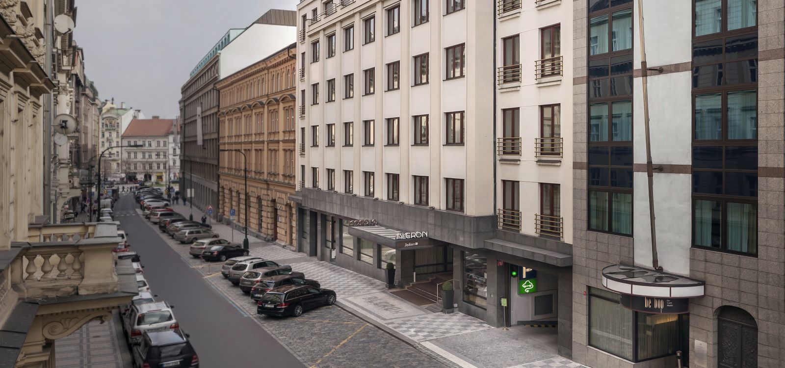 Hotell Almanac X Alcron