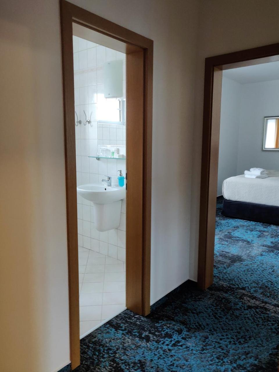 Oya Hotell Prag