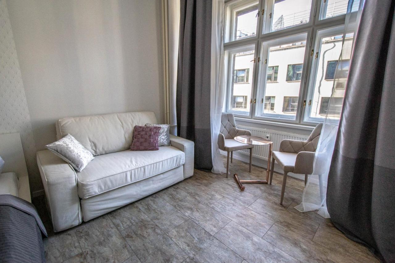 Design By Ruterra Prag