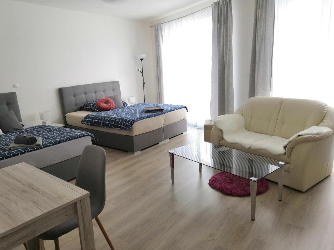 Studio Metropole Apartment *
