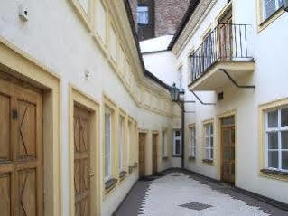 U Kříže Hotel 3*