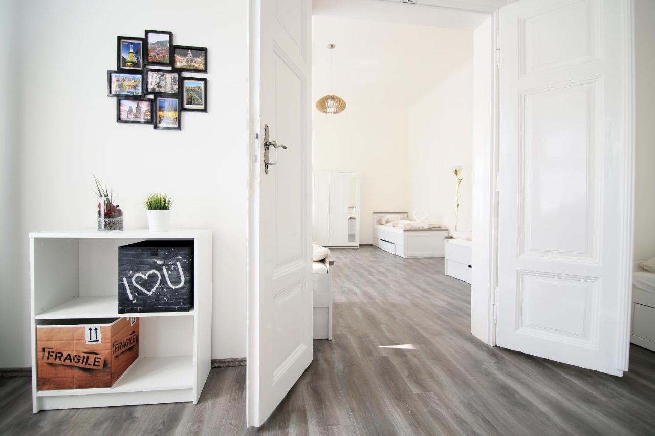 Beautiful Mala Strana Apartment
