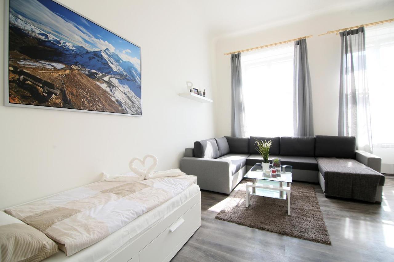 Beautiful Mala Strana Apartment *