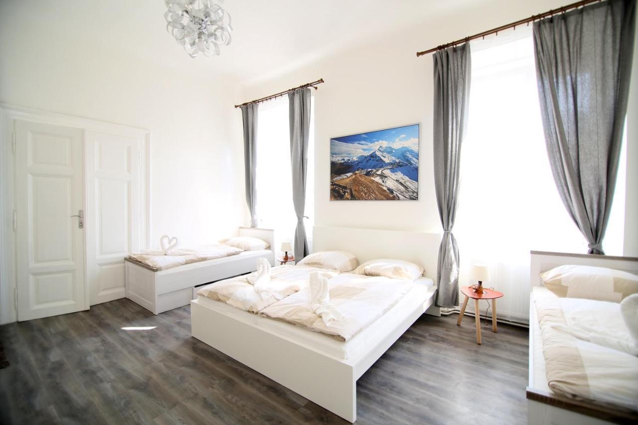 Apartment Beautiful Mala Strana