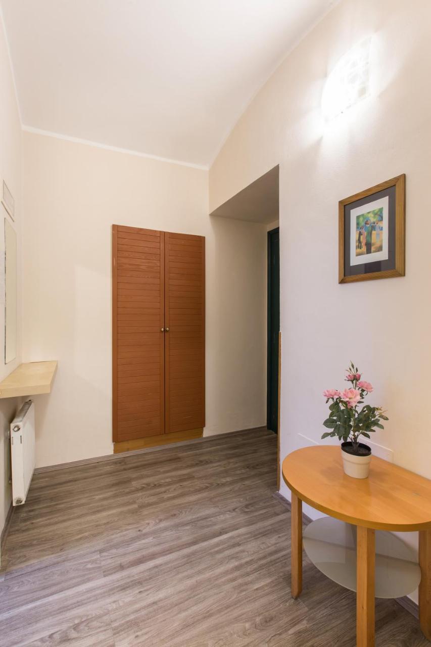 Duskova Apartment *