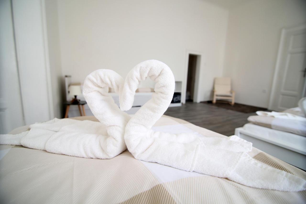 Beautiful Mala Strana Apartment Prague