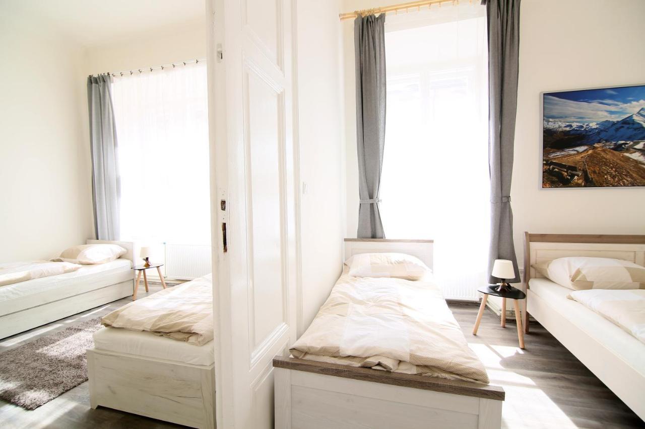 Beautiful Mala Strana Apartment Prague