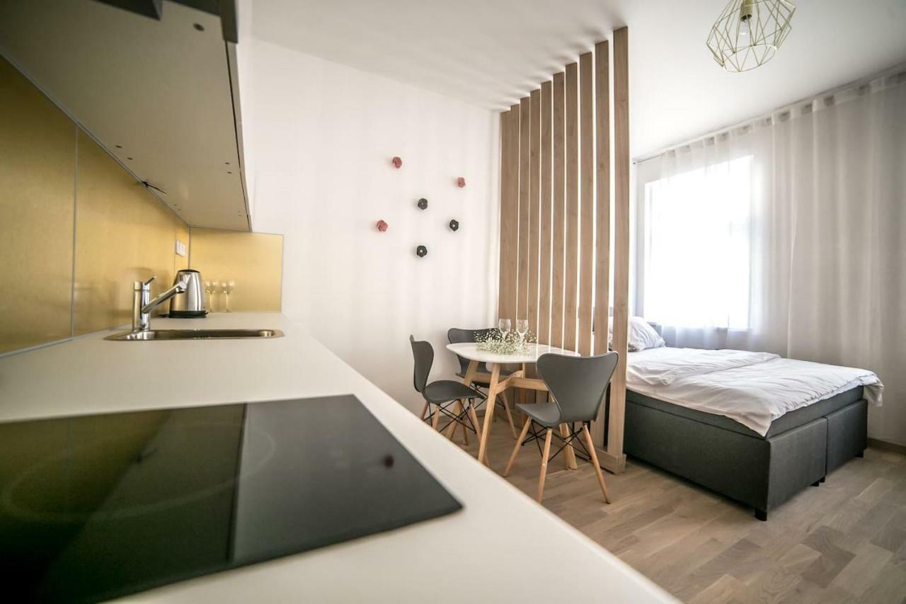 Apartment Friendly In *
