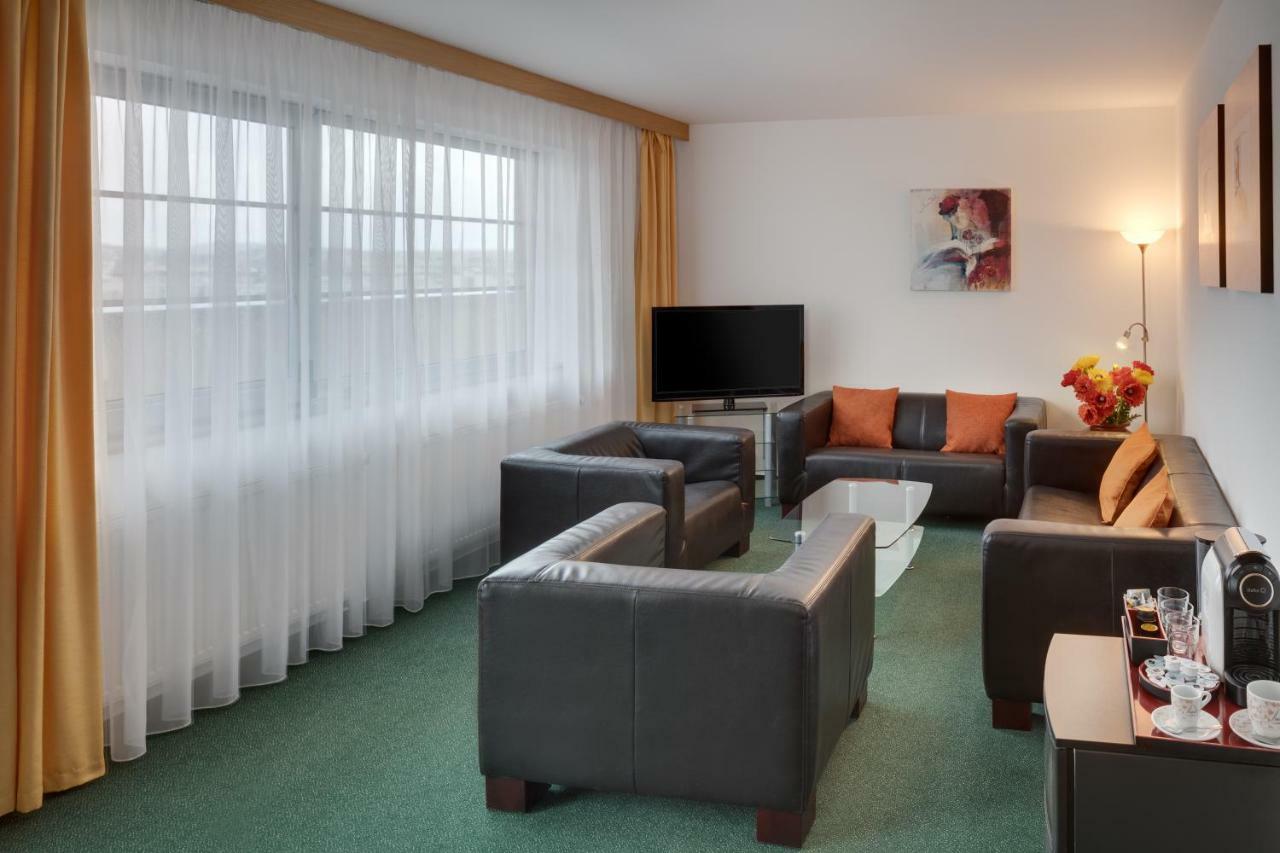 Oya Hotell 3*