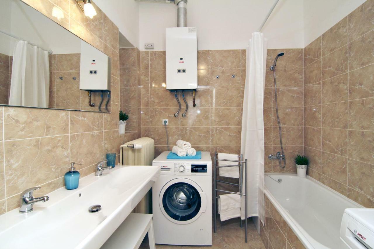 Lägenhet With 2 Bathrooms
