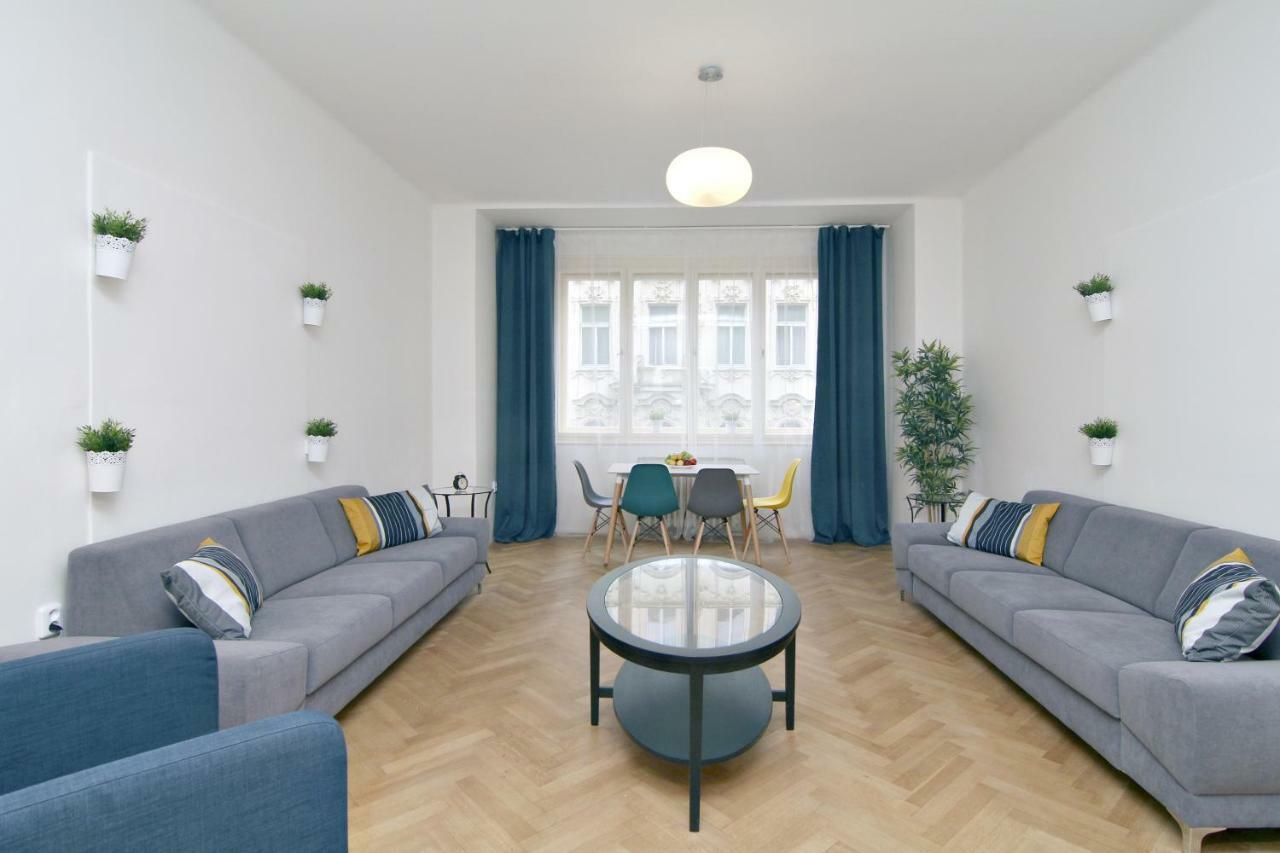 Lägenhet With 2 Bathrooms