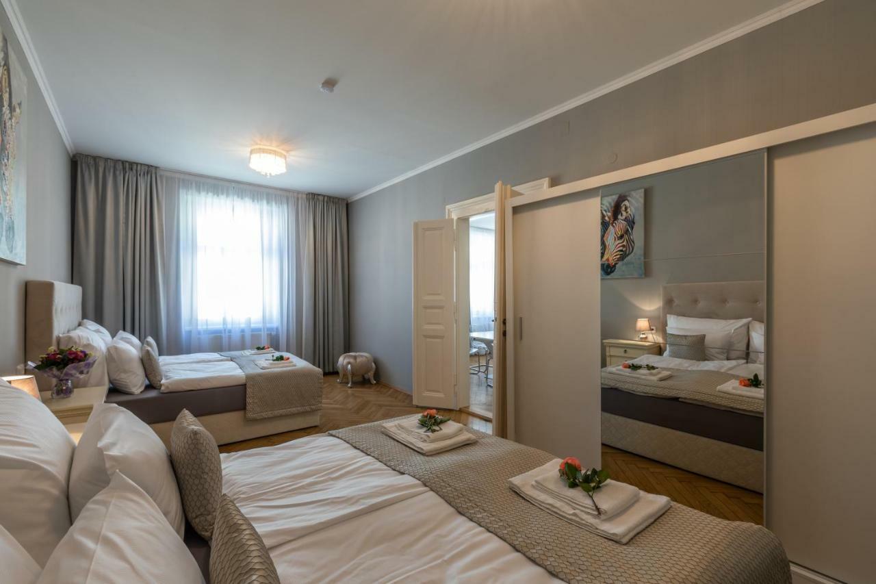 Slabur Aparthotel 4*