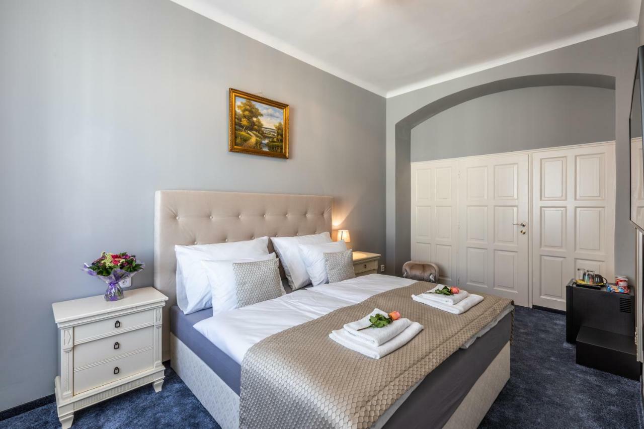 Slabur Aparthotel 4*