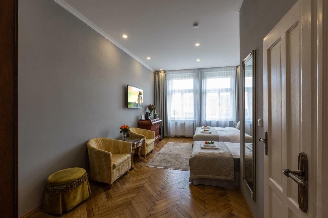 Slabur 4* Praha