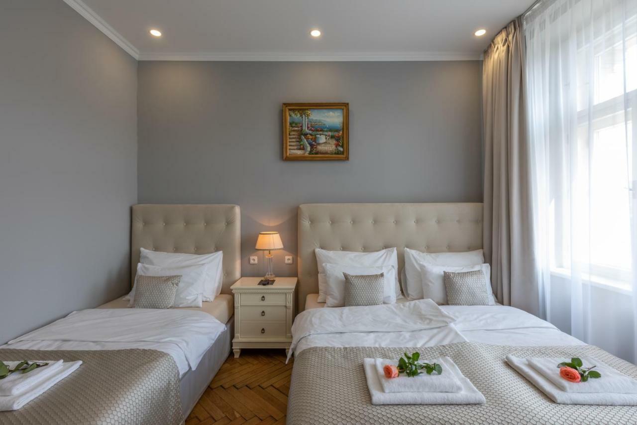 Aparthotel Slabur 4*