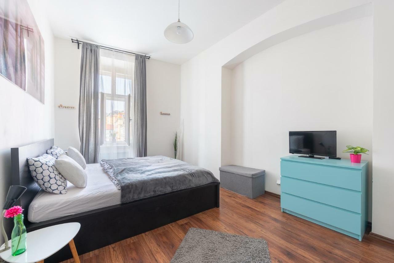 Apartment Lily's - 5 Minutes To Charles Bridge *