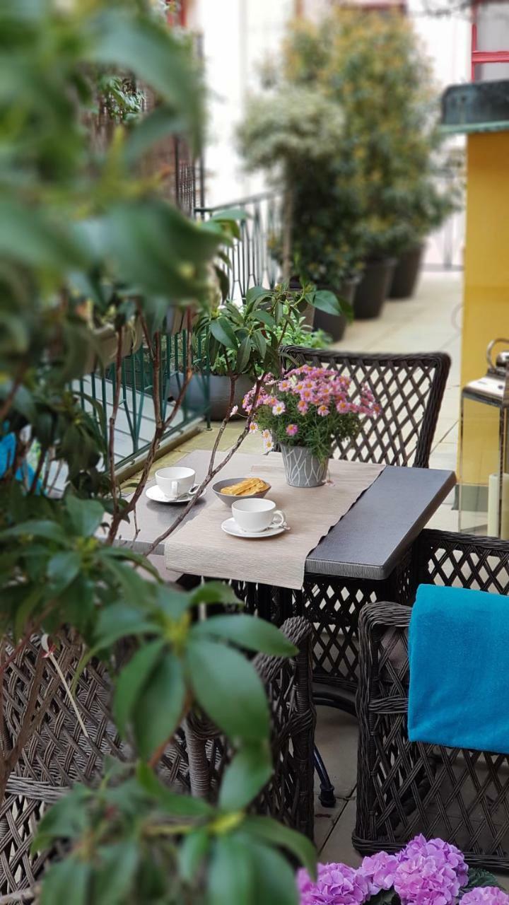 Pragueone Apartment,a/c,terrace * Prag