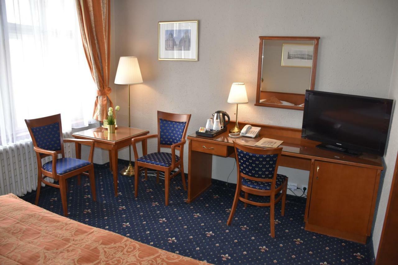 Arbes Hotel